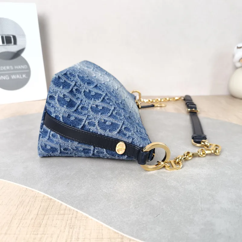 Louis Vuitton Crossbody Bag Speedy25 Medium 25 × 15 × 19 cm — detail view 6 of 12