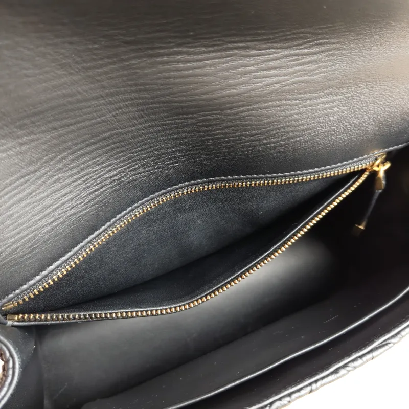DIOR Crossbody Bag 30Montaigne 30 Edition Black Lambskin Medium 25 × 8 × 16.5 cm — detail view 2 of 9