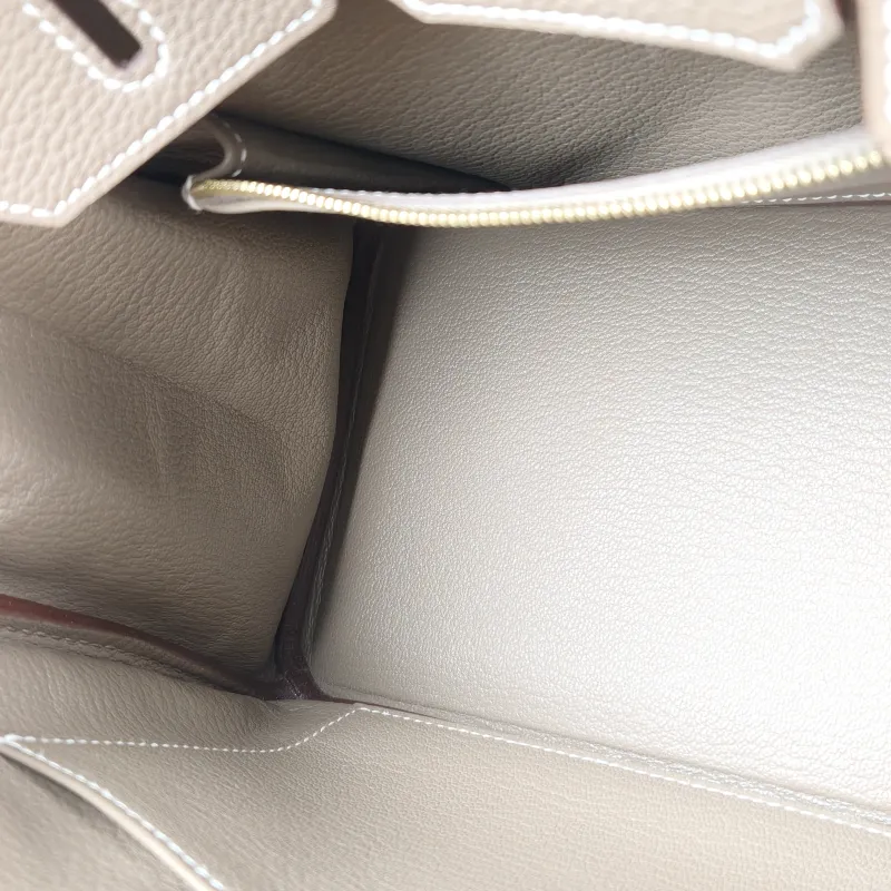 Hermès Top Handle Bag Birkin 25 Gold-Tone Hardware 18Etoupe Togo Calfskin Small 25 × 13 × 20 cm K — detail view 11 of 12