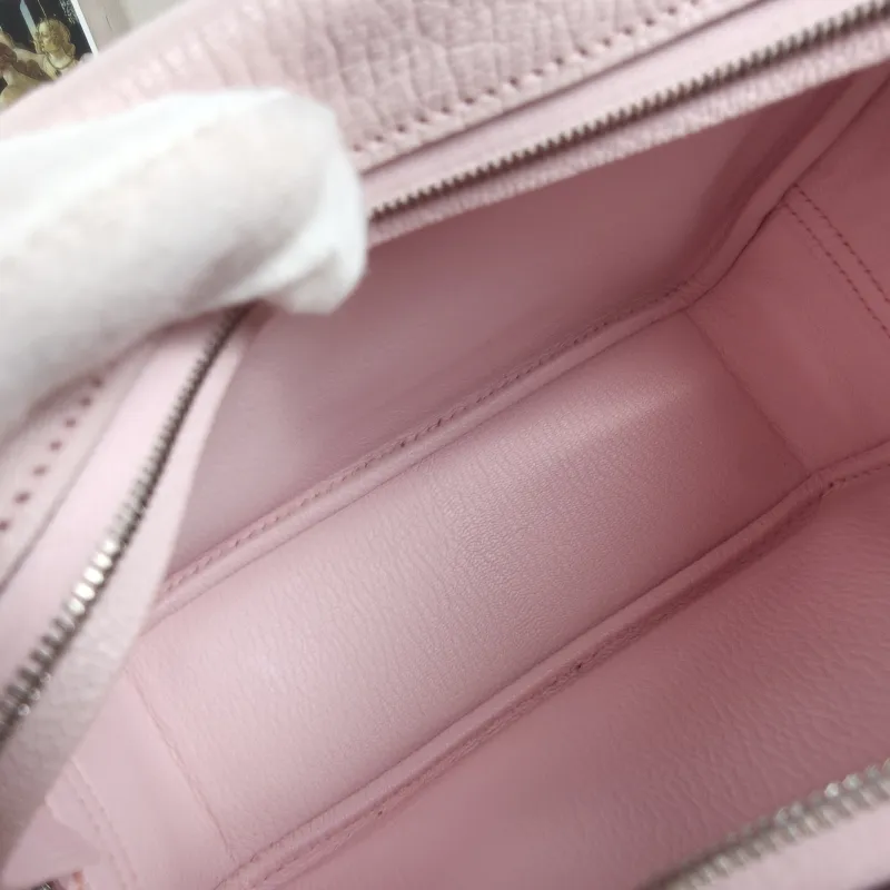 Hermès Shoulder Bag Plume 21 M7 Lambskin Mini 21 × 8 × 15 cm w — detail view 3 of 11