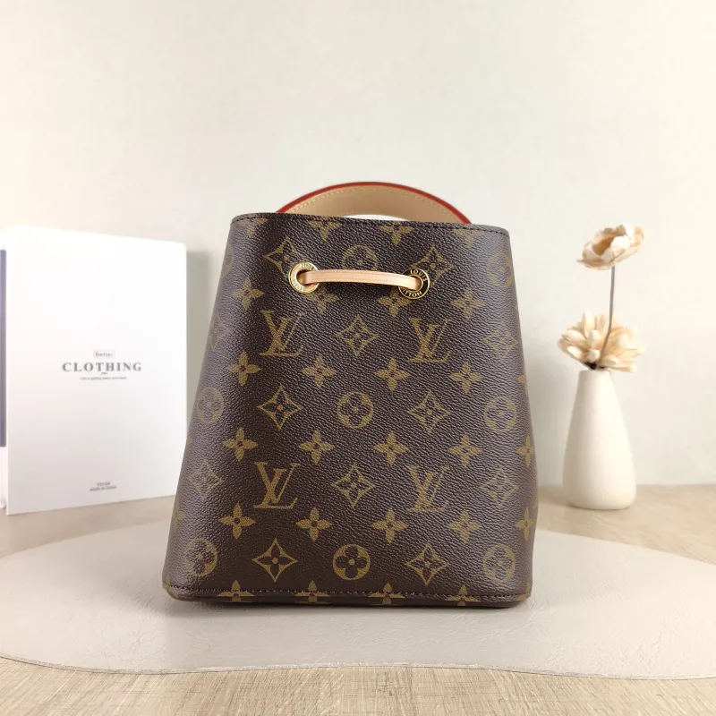 Louis Vuitton Crossbody Bag NÉONOÉ Bucket Bag BB Monogram PVC BB 20 × 13 × 20 cm — cover view 4 of 5