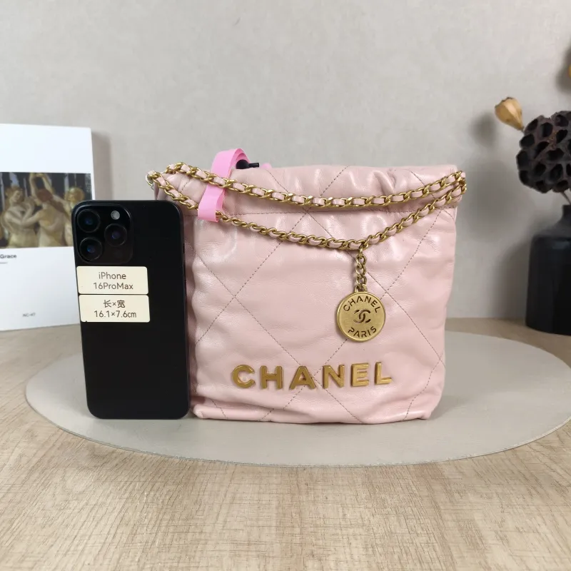 Chanel Crossbody Bag22Bag Pink Calfskinmini20 × 6 × 19 cm — cover view 5 of 5