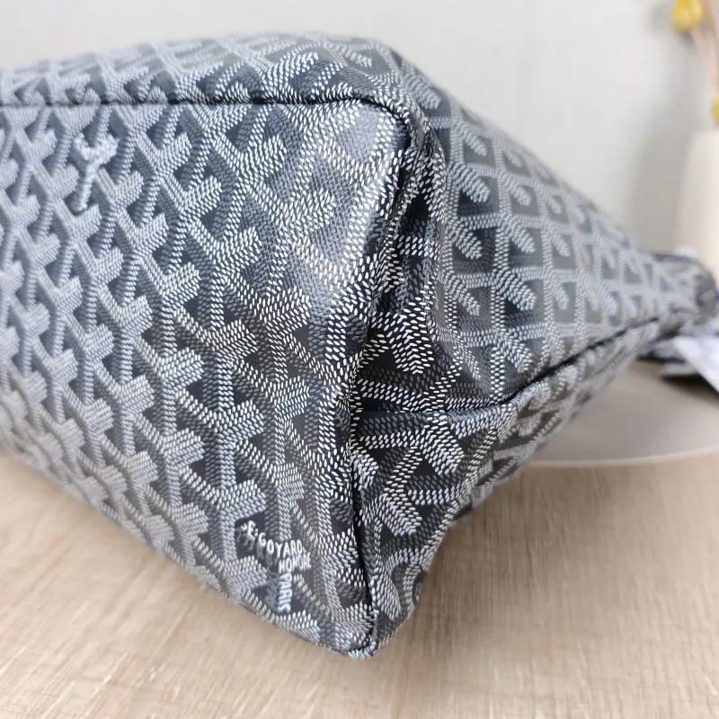 GOYARD Shoulder Bag Boheme Hobo​ Grey ine Canvas Small 43 × 14 × 27 cm — detail view 3 of 11