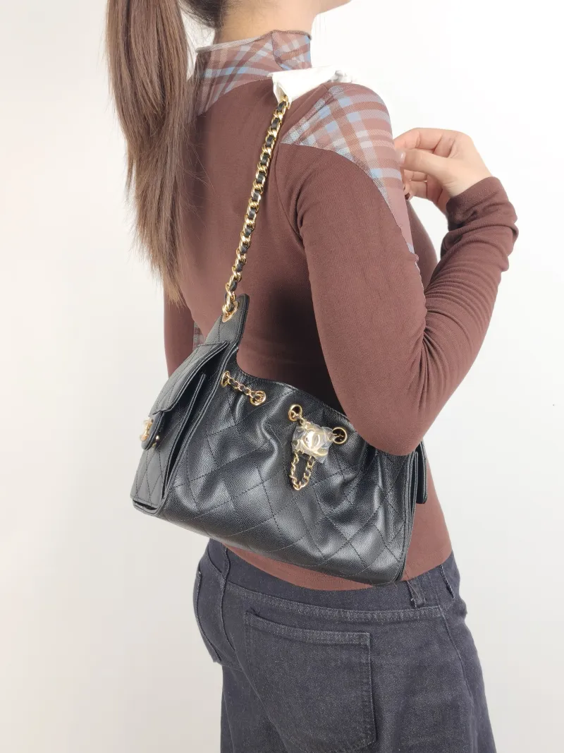 Chanel Shoulder Bag 25Bag Black Grained Calfskin Mini 22 × 12.5 × 20 cm — on-model view 1 of 2