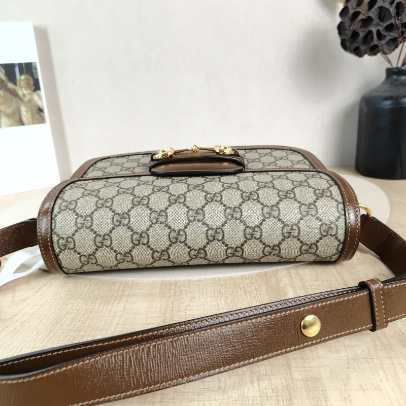 GUCCI Shoulder Bag Horsebit 1955 Horsebit Medium Monogram PVC Medium25 × 8 × 18 cm — detail view 9 of 13