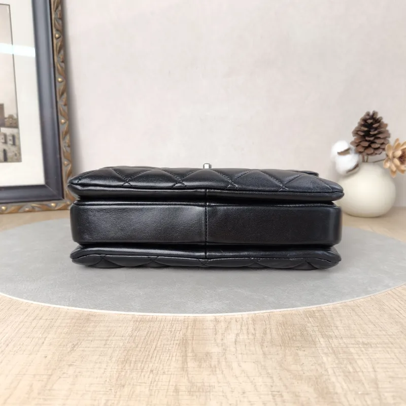 Chanel Crossbody Bag Trendy CC Black Lambskin Small25 × 12 × 17 cm — cover view 5 of 5