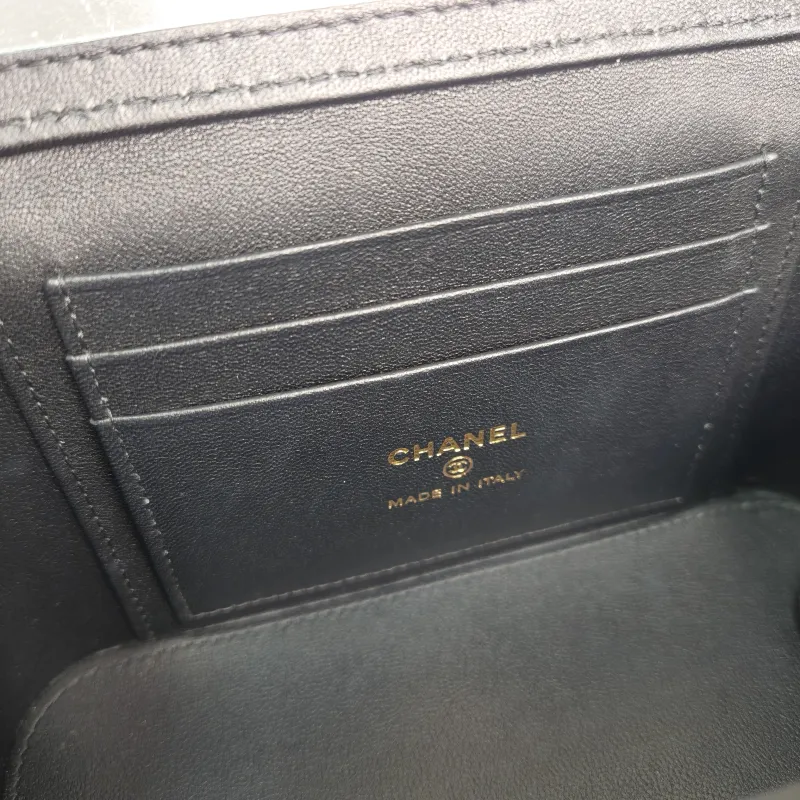 Chanel Crossbody Bag 24p Edition Box Bag Cosmetic Bag Black Lambskin 17 × 8 × 9.5 cm — detail view 1 of 14