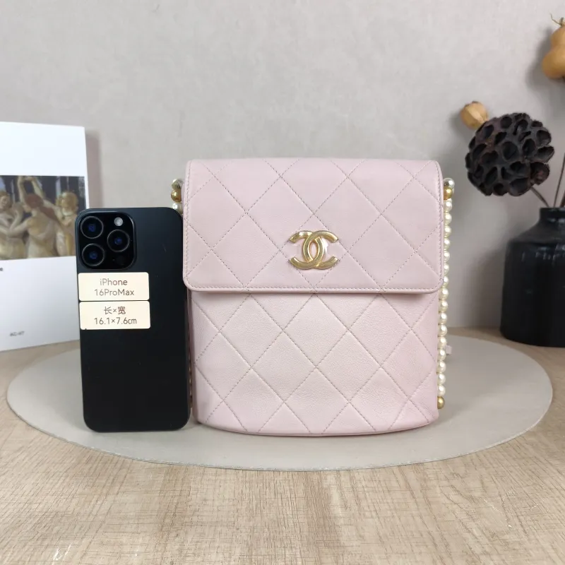 Chanel Crossbody Bag Pearl Crossbody Bag Pink Calfskin One Size 19 × 8 × 19 cm 31 — cover view 2 of 6