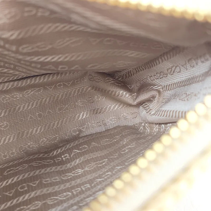 PRADA Crossbody Bag Re-Edition 2005 Hobo Woven Mini 22 × 6 × 18 cm — detail view 1 of 14