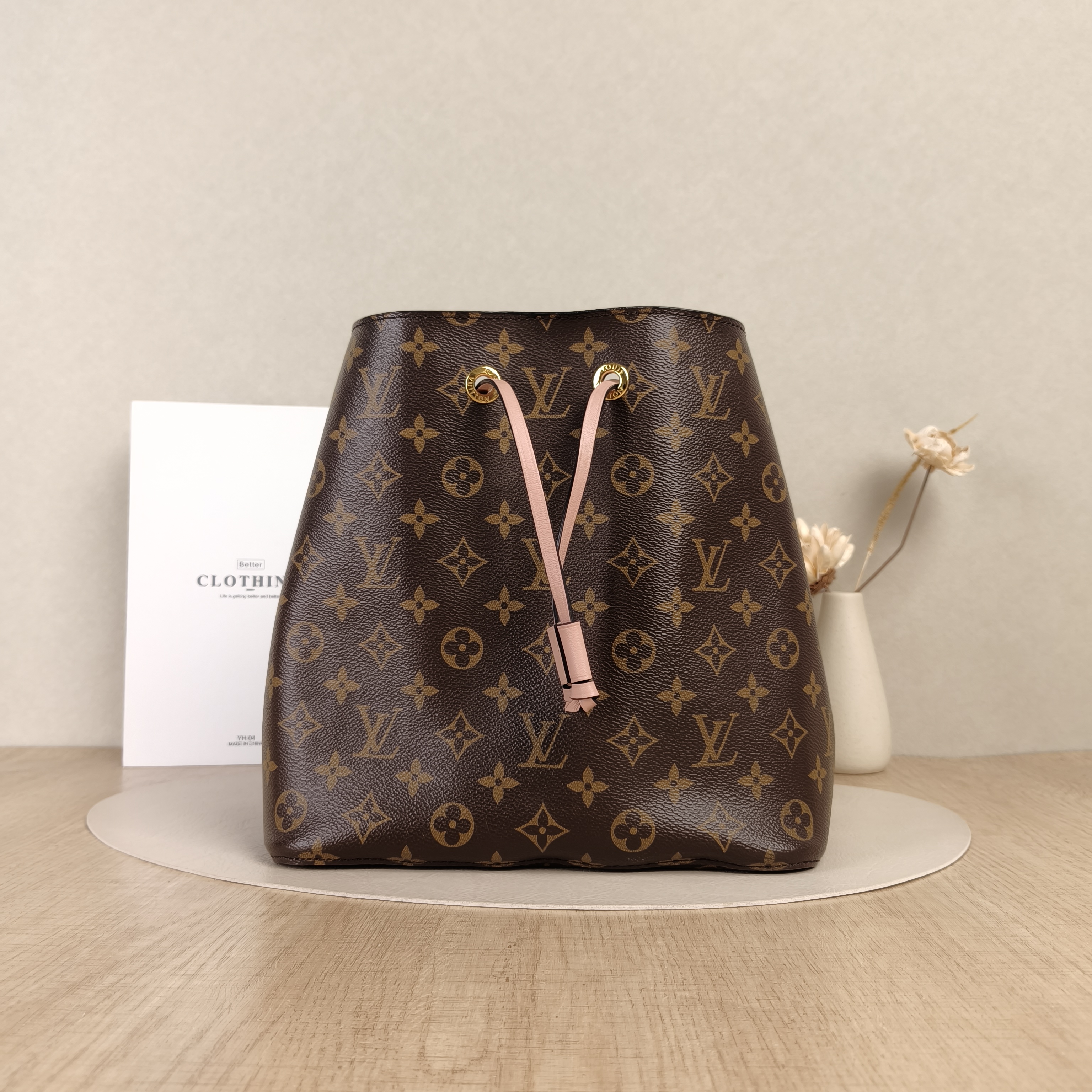 Louis Vuitton Shoulder Bag NÉONOÉ Bucket Bag PVC Medium26 × 17.5 × 26 cm
