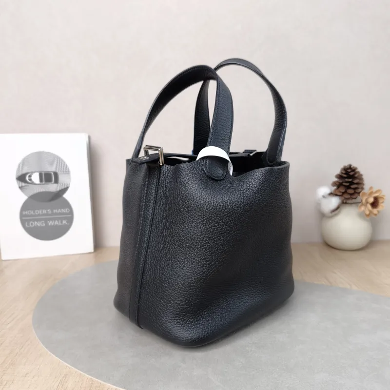 Hermès Top Handle Bag Picotin Lock 18 18Black Clemence Taurillon TC Calfskin Small18 × 13 × 19 cm — cover view 4 of 6