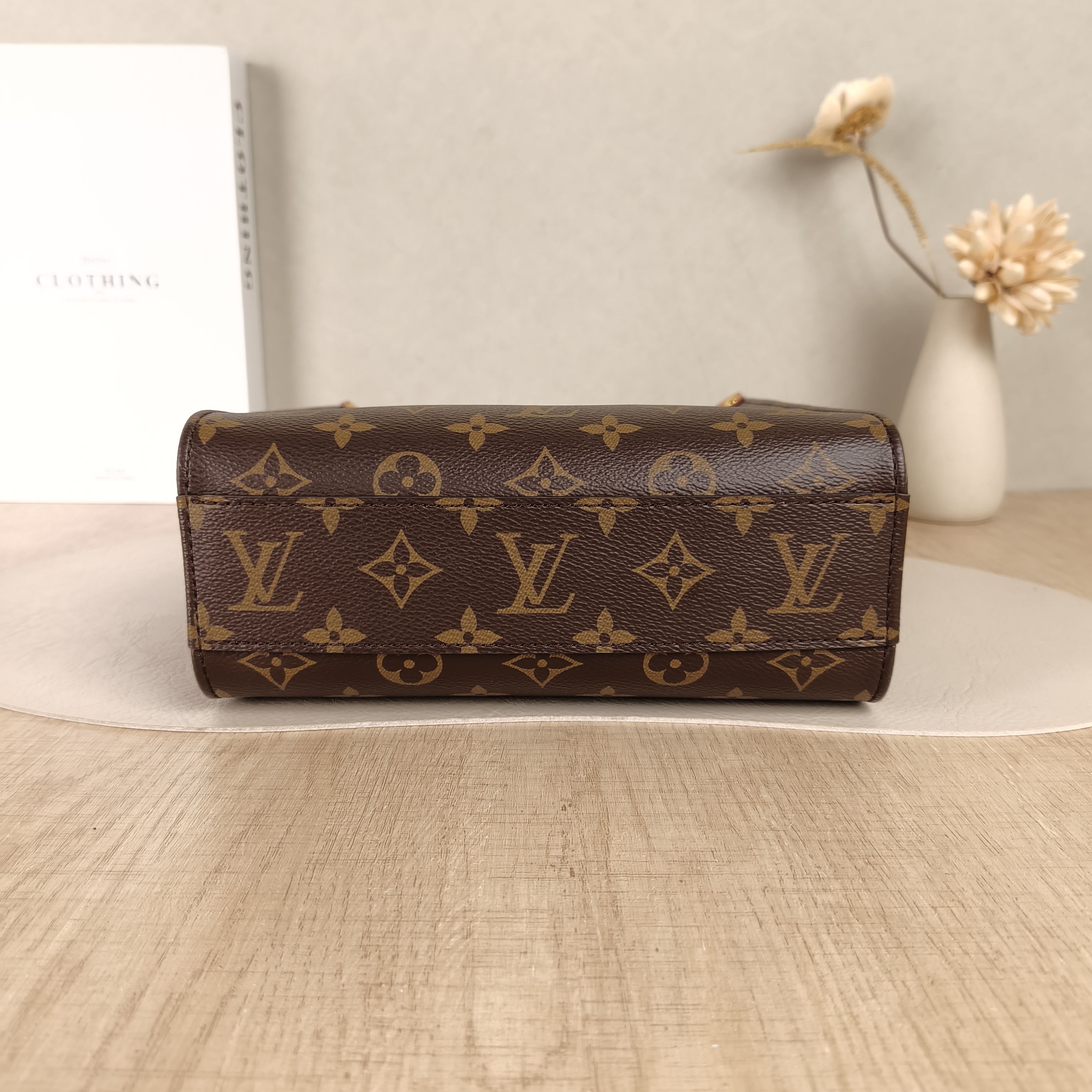 Louis Vuitton Crossbody Bag SAC PLAT BB BB Monogram PVCBB21.5 × 9 × 22 cm — cover view 5 of 5