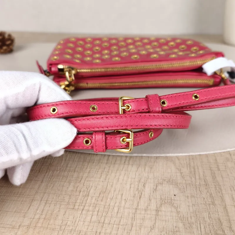 Miumiu Crossbody Bag Red Calfskin One Size20.5 × 2 × 11.5 cm — detail view 5 of 12