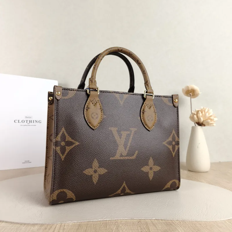 Louis Vuitton Shoulder Bag Onthego Monogram PVC Small 25 × 11.5 × 19 cm — cover view 2 of 5