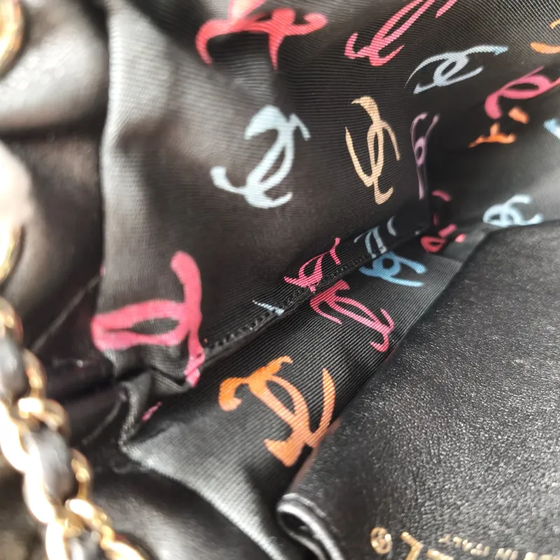 Chanel Backpack Backpack Black Lambskin One Size17 × 7.5 × 22 cm — detail view 8 of 12