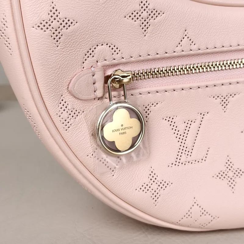 Louis Vuitton Crossbody Bag Loop Pink Calfskin Small 23 × 6 × 13 cm — detail view 3 of 12