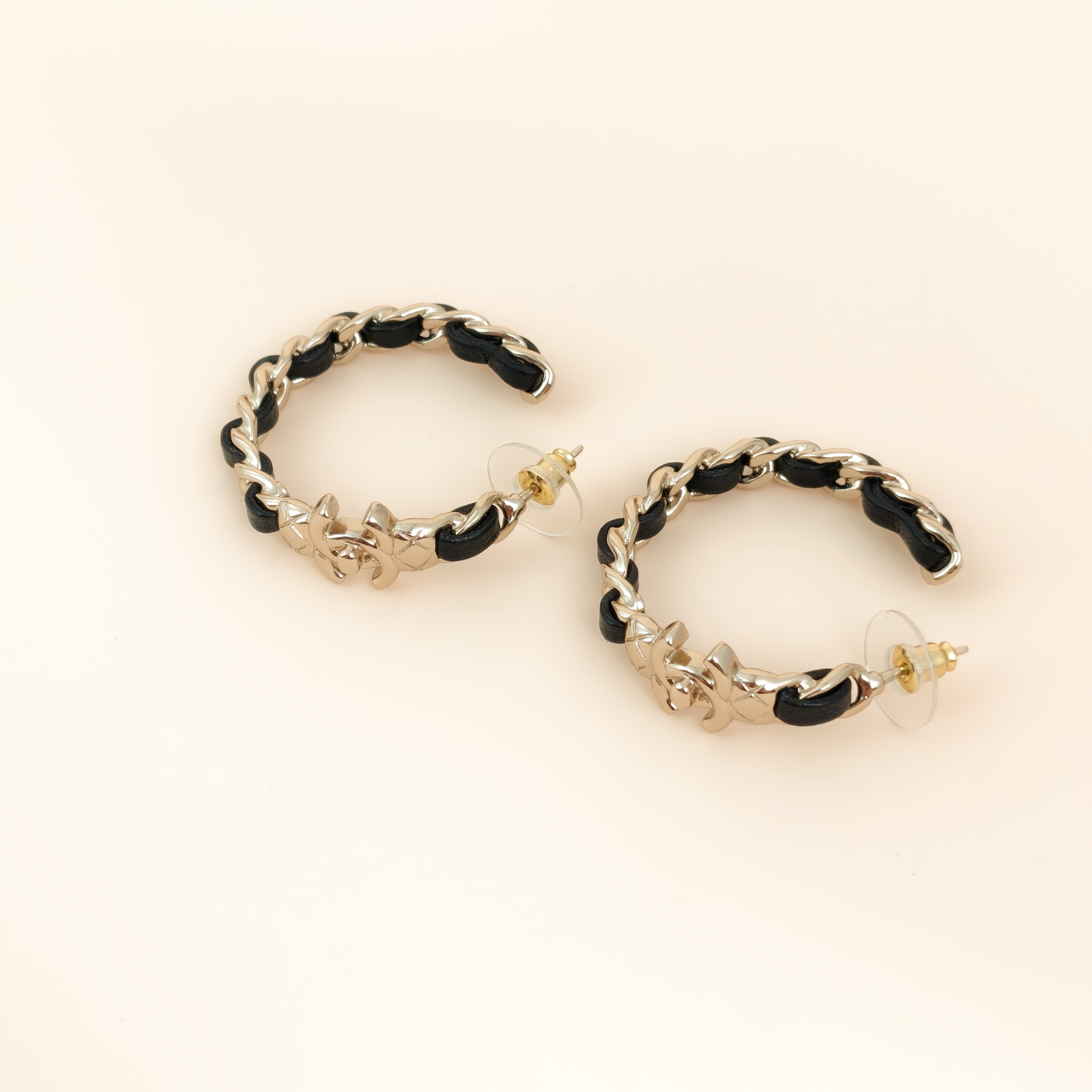 Chanel Earrings c Earrings Gold One Size