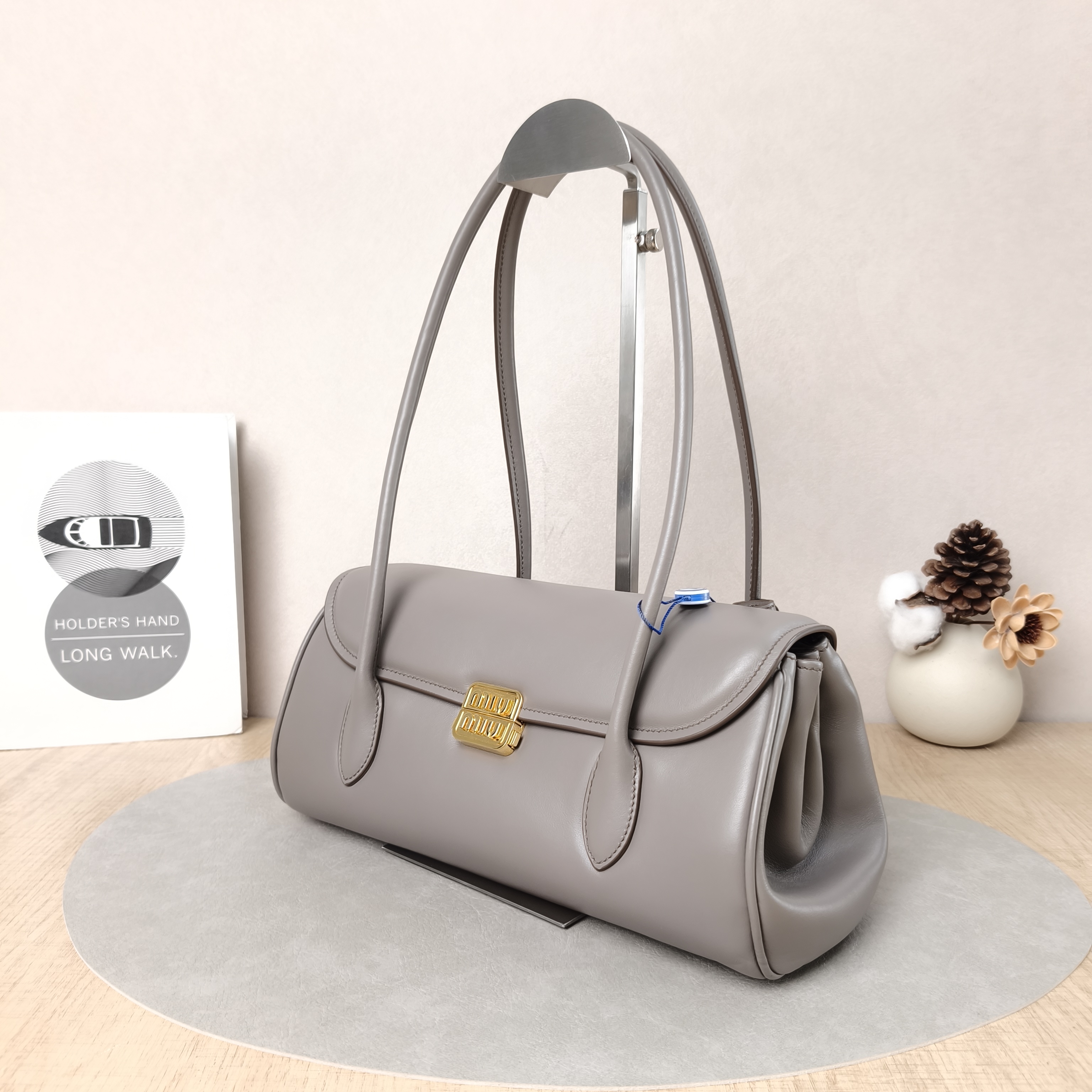 Miumiu Shoulder Bag Grey Calfskin One Size28 × 12 × 14 cm — cover view 3 of 6