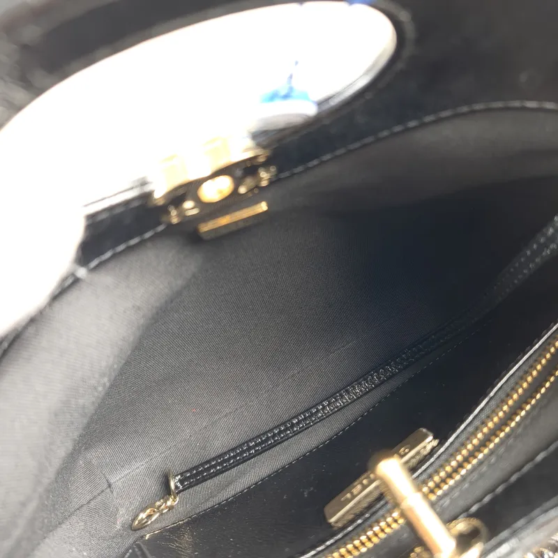 Chanel Crossbody Bag31Bag Black Waxed Leathermini23 × 5.5 × 22 cm — detail view 1 of 12