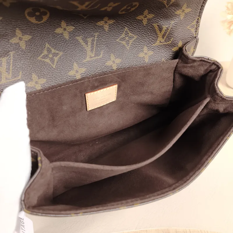 Louis Vuitton Crossbody Bag Pochette Métis Monogram PVC Medium25 × 7 × 19 cm — detail view 11 of 14