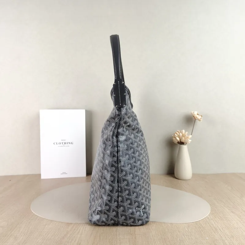 GOYARD Shoulder Bag Boheme Hobo​ Grey ine Canvas Small 43 × 14 × 27 cm — detail view 3 of 8