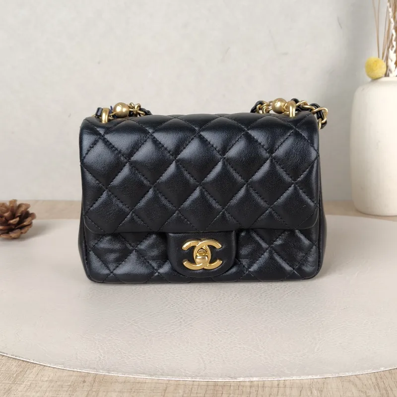 Chanel Crossbody Bag24p Pearl Black Lambskinmini17 × 5 × 12.5 cm