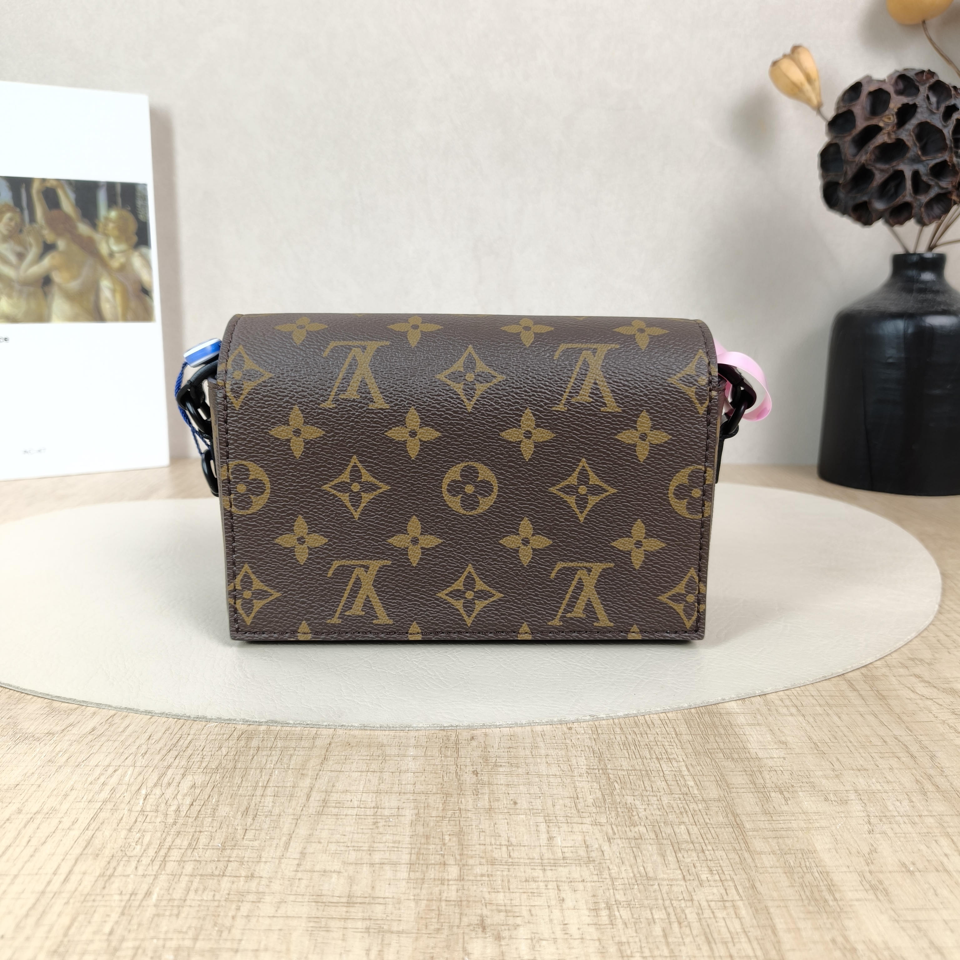 Louis Vuitton Crossbody Bag Steamer Box Black PVC · Calfskinmini18 × 6.5 × 11 cm — cover view 3 of 5