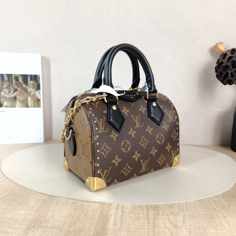 Louis Vuitton Crossbody Bag Speedy Trunk 20 Monogram PVC Small 20.5 × 11 × 13.5 cm — cover view 3 of 6