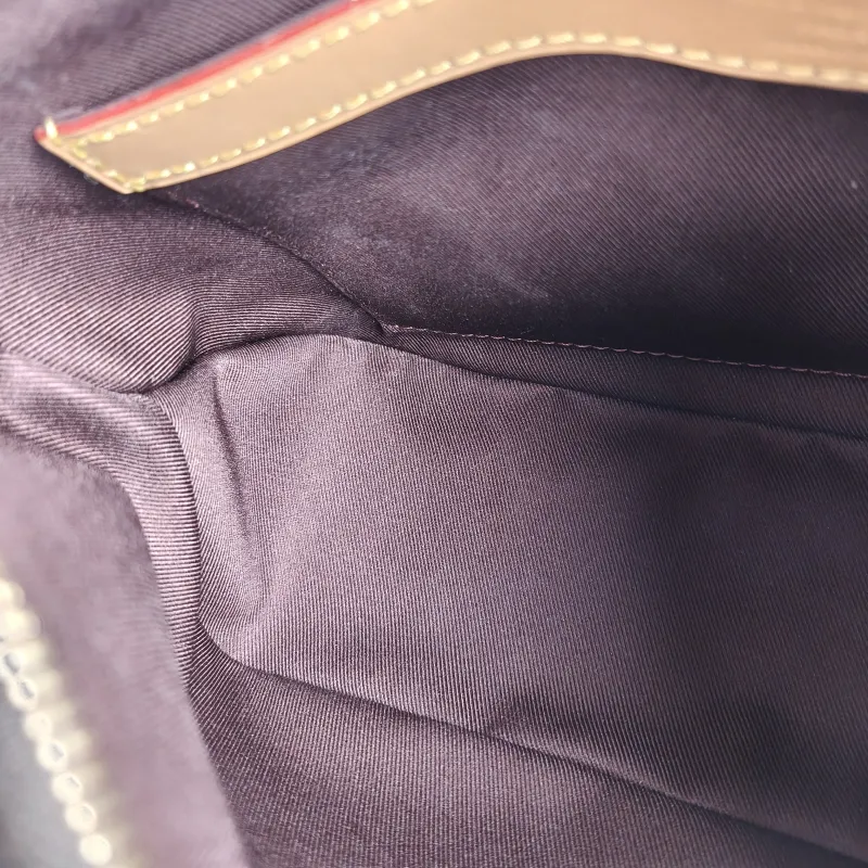 Louis Vuitton Crossbody Bag Boulogne PVC Small 26 × 9.5 × 16 cm — detail view 3 of 11
