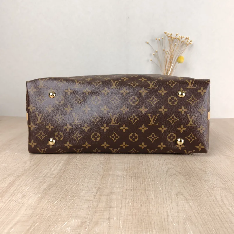 Louis Vuitton Crossbody Bag Carryall Monogram PVC Medium 39 × 15 × 30 cm — cover view 5 of 5