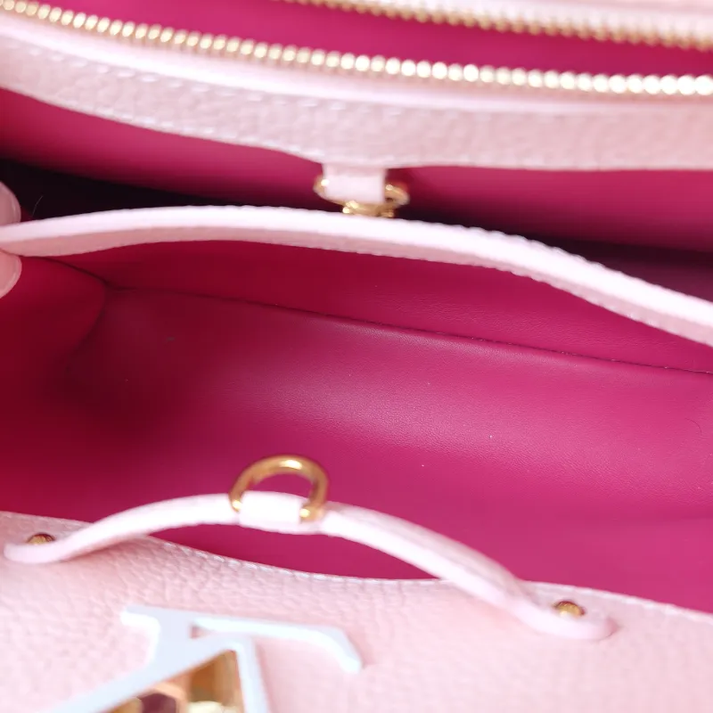 Louis Vuitton Top Handle Bag Capucines Pink Calfskin BB 27 × 9 × 17.5 cm — detail view 10 of 12