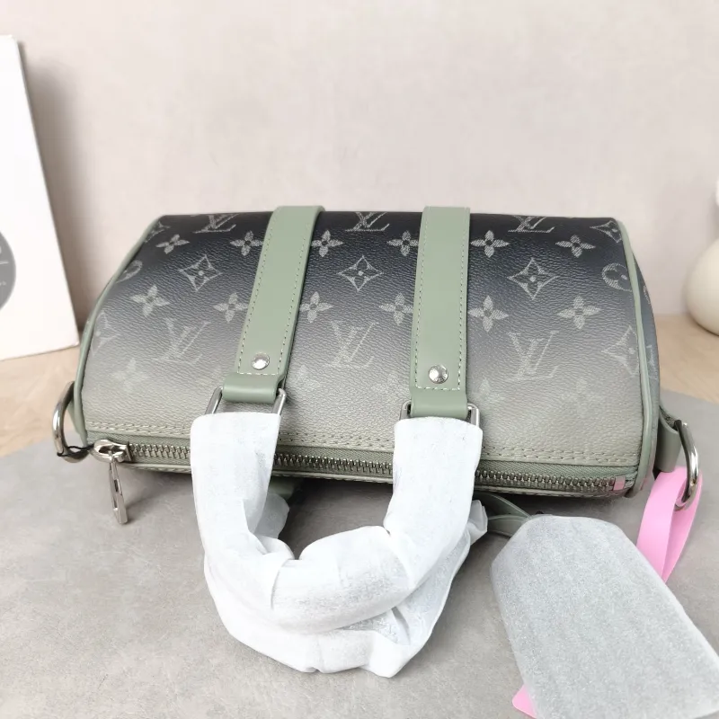 Louis Vuitton Crossbody Bag Keepall 25 PVC Medium 25 × 11 × 15 cm — detail view 7 of 11