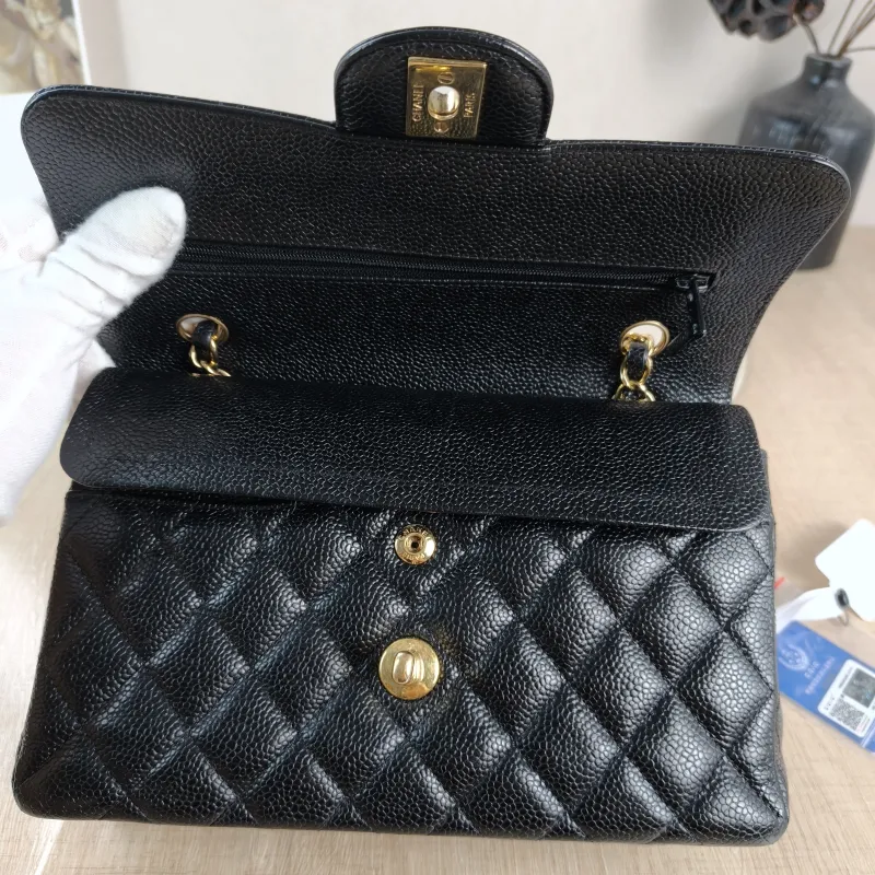 Chanel Crossbody Bag Classic Flap CF Black Grained Calfskin Small 23 × 6 × 14.5 cm 30 Conditioned — detail view 4 of 12