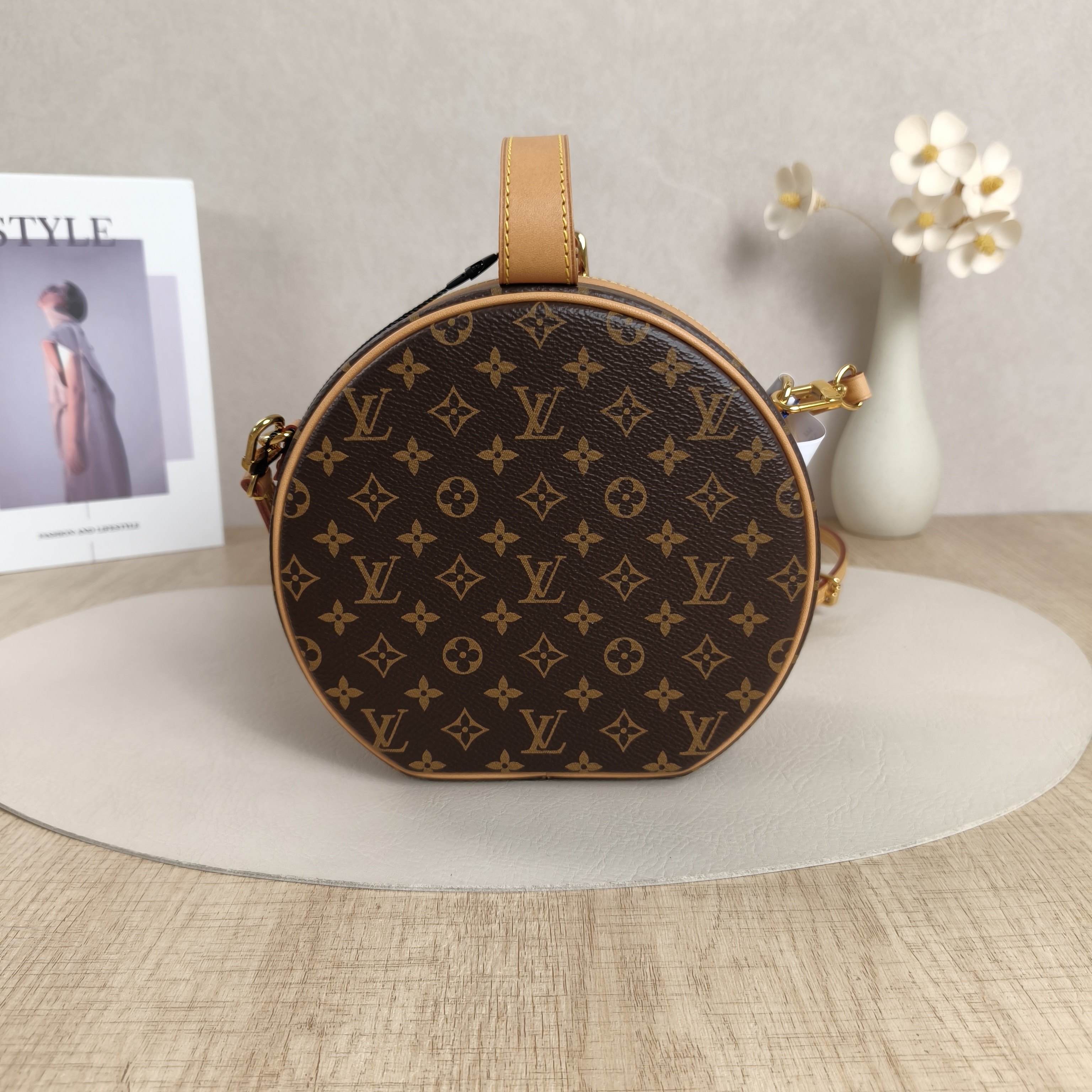 Louis Vuitton Crossbody Bag PETITE BOITE CHAPEAU Monogram PVC17.5 × 7.5 × 16.5 cm — cover view 7 of 9