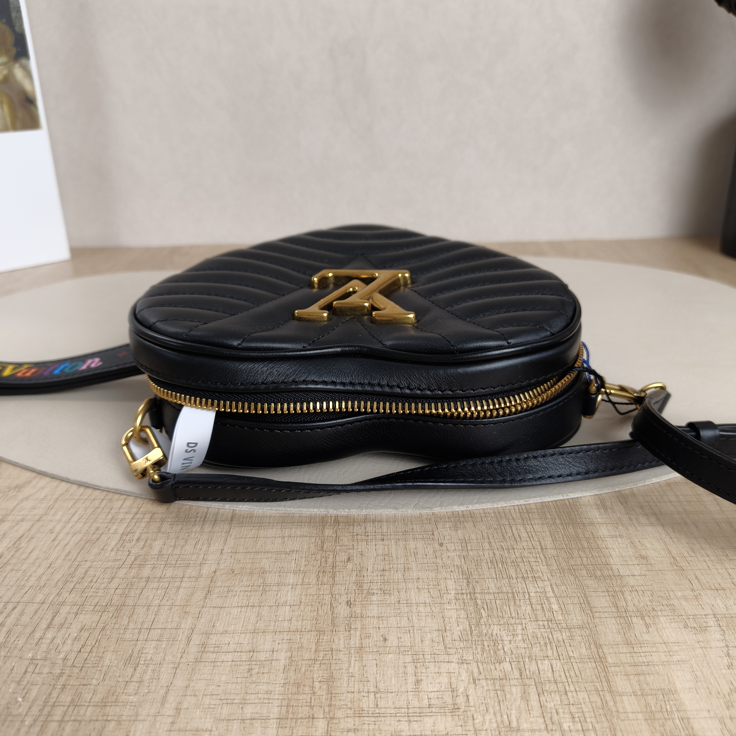 Louis Vuitton Crossbody Bag New Wave Heart Crossbody Bag Black Calfskin One Size18 × 5 × 15 cm — cover view 4 of 8