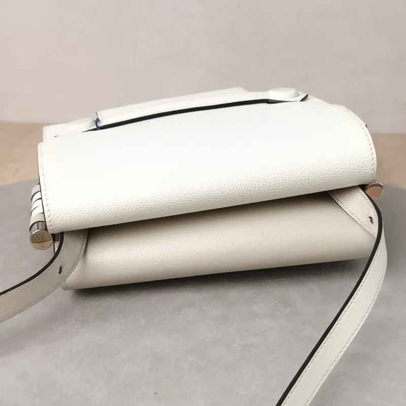 Hermès Crossbody Bag Twins 10 Evercolor Calfskin One Size 18 × 6 × 16 cm D — detail view 11 of 11
