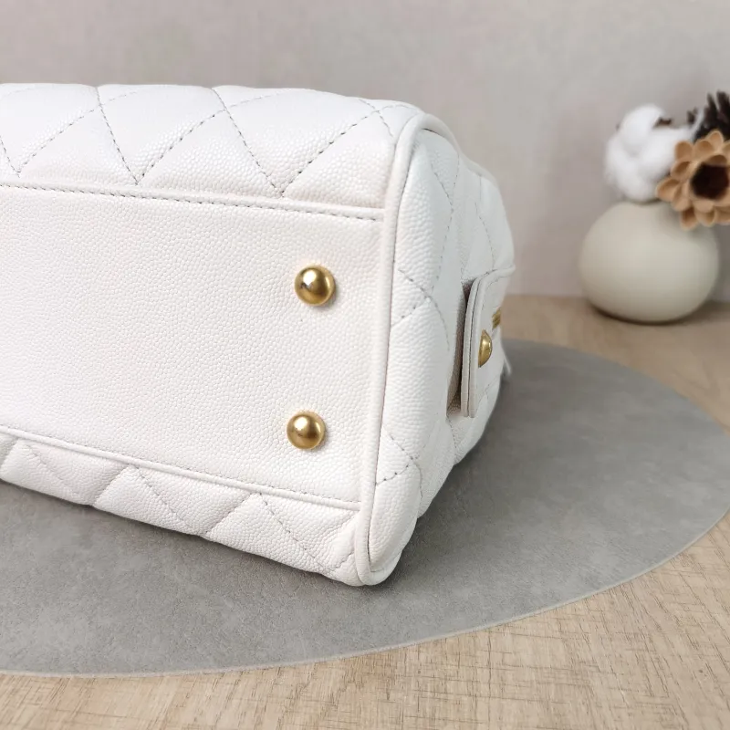 Chanel Crossbody Bag Bowling Bag White Gold Grained Calfskin One Size32 × 13 × 16 cm — detail view 1 of 13