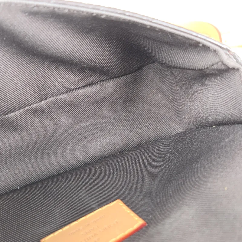Louis Vuitton Crossbody Bag Diane Baguette Bag Monogram PV Cnano19 × 6 × 10.5 cm — detail view 10 of 12