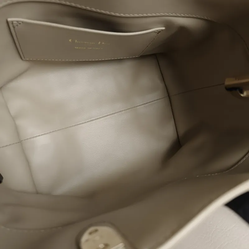 DIOR Top Handle Bag TOUJOURS Edition · Black Calfskin Small 18.5 × 12 × 18.5 cm — detail view 3 of 10