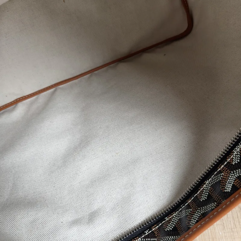 GOYARD Shoulder Bag Boheme Hobo​ Brown ine Canvas Small 43 × 14 × 27 cm — detail view 10 of 12