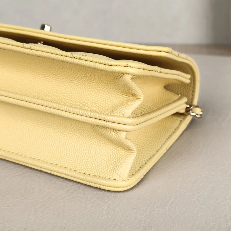 Chanel Crossbody Bag Yellow Grained Calfskin One Size 19 × 7 × 11.5 cm — detail view 5 of 12