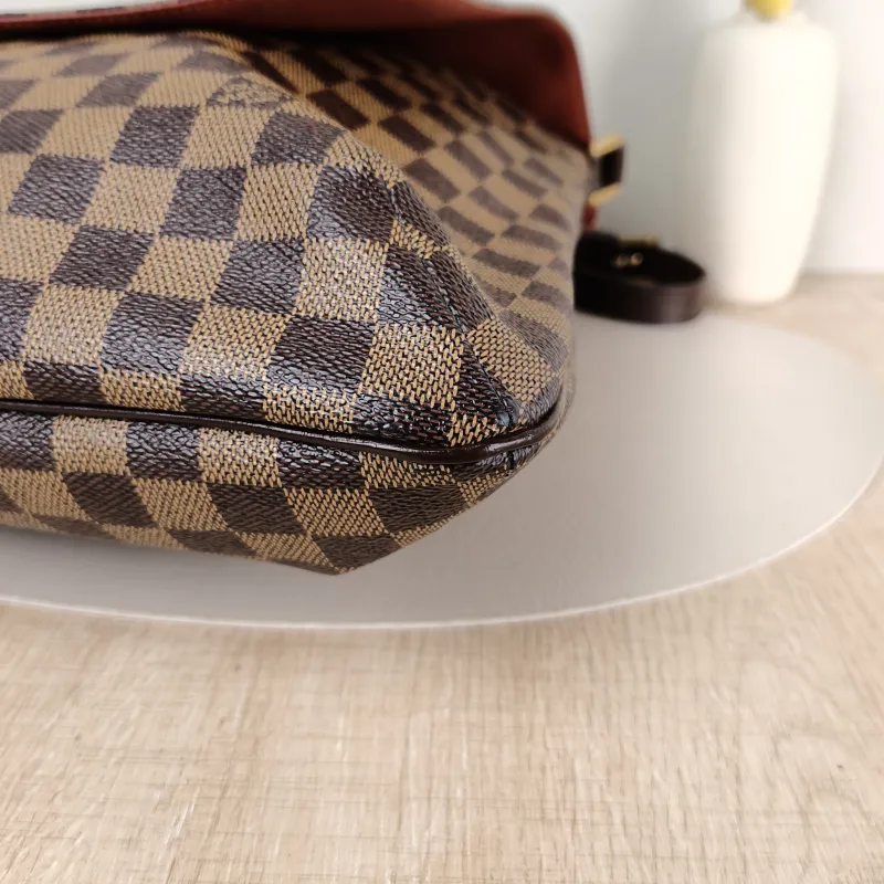 Louis Vuitton Shoulder Bag Messenger Bag Damier Ebene PVC 30 × 3 × 33 cm — detail view 8 of 9