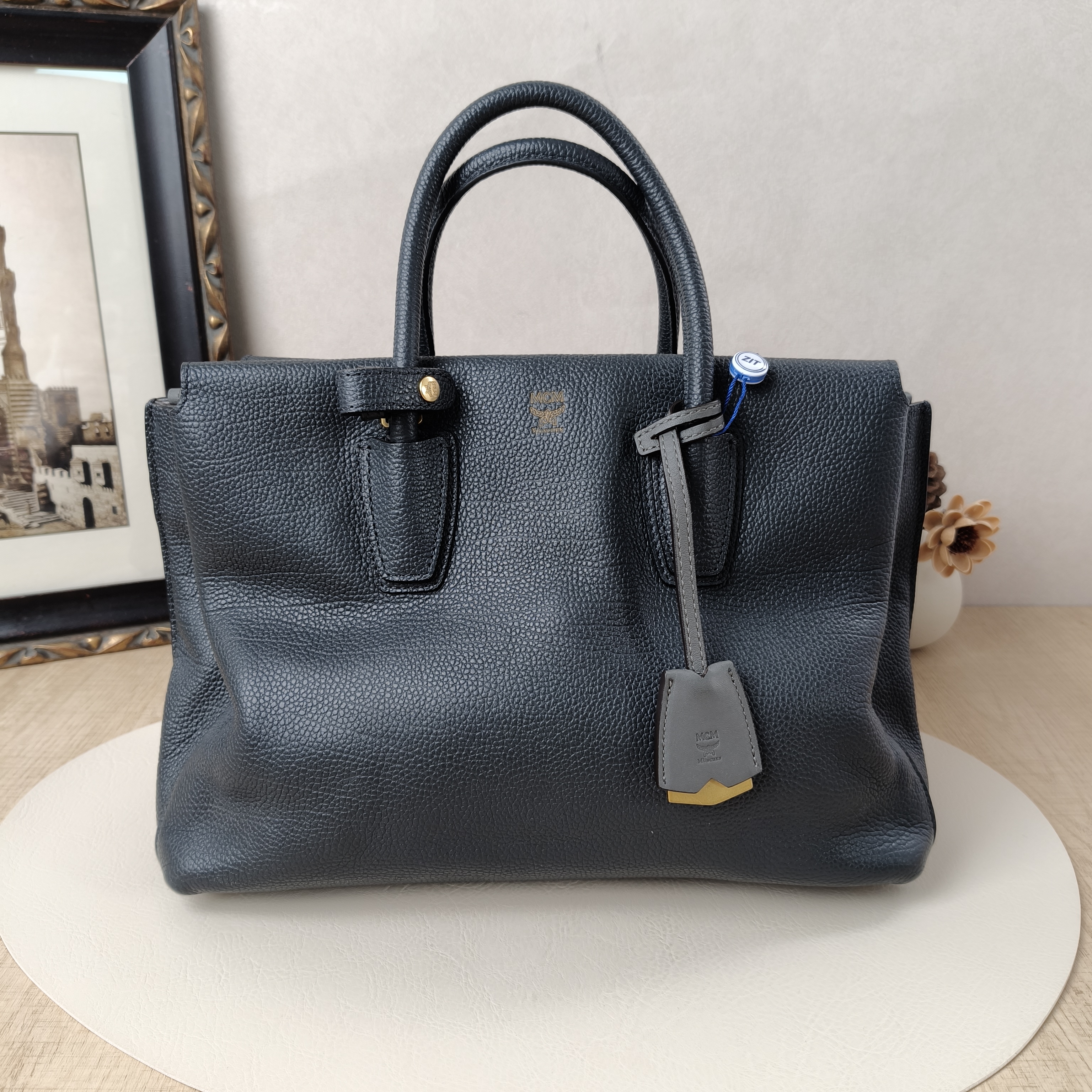 MCM Crossbody Bag Crossbody Bag Grey Calfskin One Size31 × 14 × 24 cm