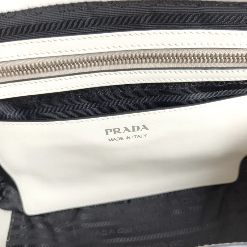 PRADA Top Handle Bag Tote Bag White Calfskin 26 × 18.5 × 16.5 cm — detail view 11 of 11