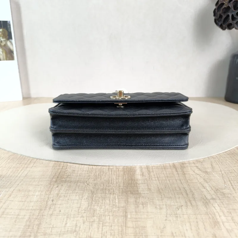 Chanel Crossbody Bag coco crush woc Black Grained Calfskin One Size 19.2 × 6 × 11 cm — cover view 6 of 6
