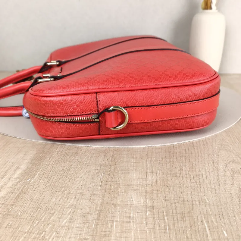 GUCCI Crossbody Bag Red Calfskin 34 × 7 × 24 cm — detail view 4 of 11
