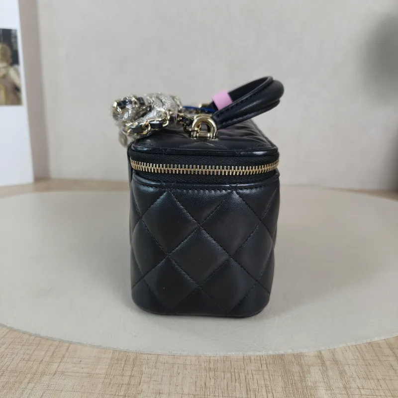Chanel Top Handle Bag Edition Black Lambskin One Size16 × 8 × 9.5 cm — detail view 1 of 13