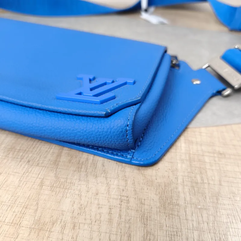 Louis Vuitton Belt Bag Takeoff Sling Belt Bag Blue Calfskin One Size30 × 3 × 16 cm — detail view 14 of 14