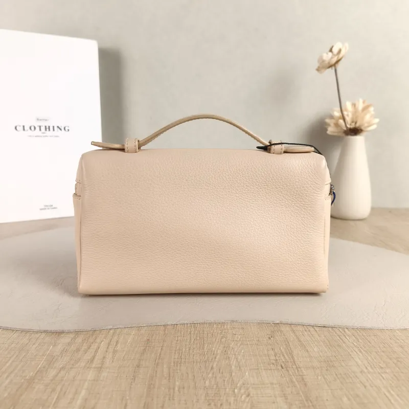 Loro Piana Crossbody Bag Extra Pocket L19 Calfskin One Size 19 × 7 × 11.5 cm — cover view 3 of 5