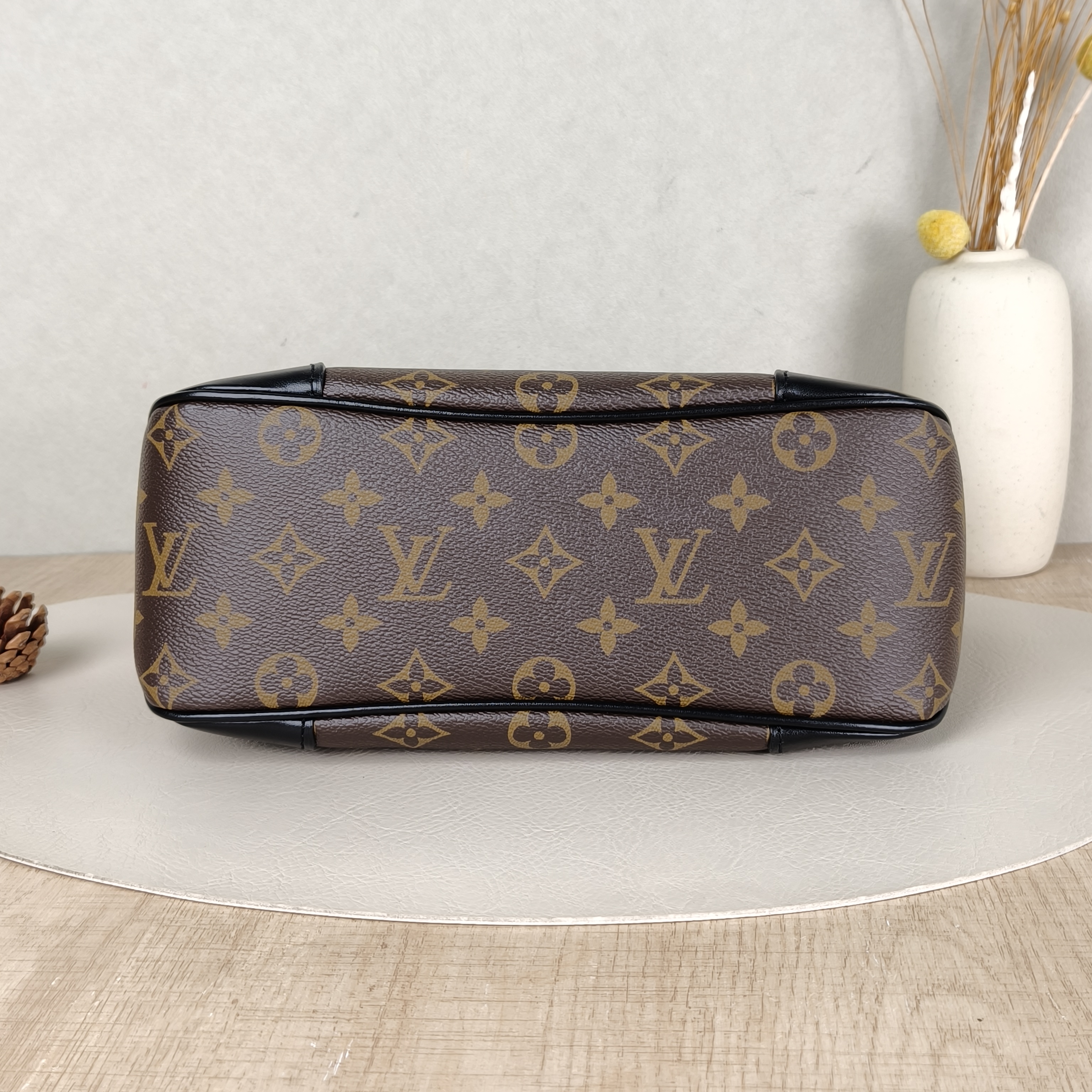 Louis Vuitton Crossbody Bag Boulogne PVC Small26 × 9.5 × 16 cm — cover view 4 of 5